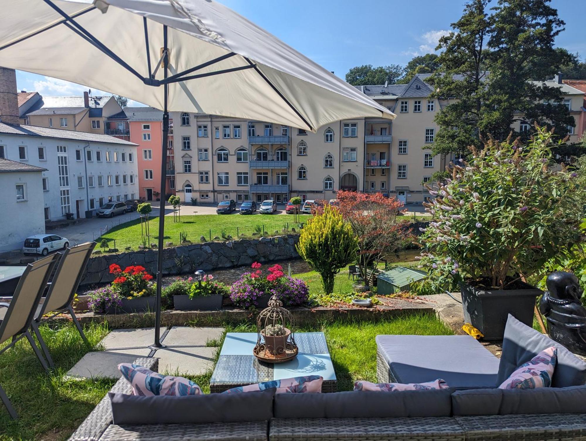 F4 - Urlaubsmagie - Grosse Wohnung Fuer Bis Zu 10 Personen Sebnitz Dış mekan fotoğraf
